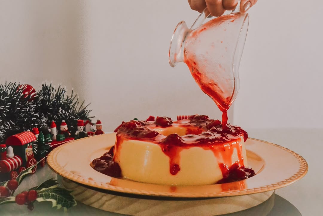 Pudim Gourmet Mikaelly com calda
